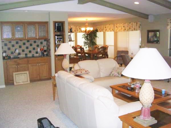 1307BrokenArrow-LivingRoomBar 1307BrokenArrow-LivingRoomBar